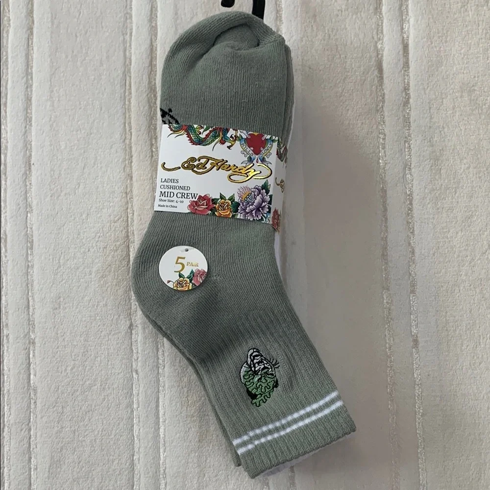 Ed Hardy Ladies Cushioned Mid Crew 5 Pair Socks Olive White Gray Size 4-10